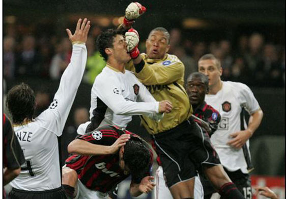 AC Milan v Manchester United