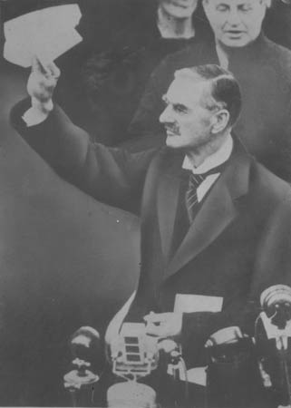 1938 Neville Chamberlain returns from Munich