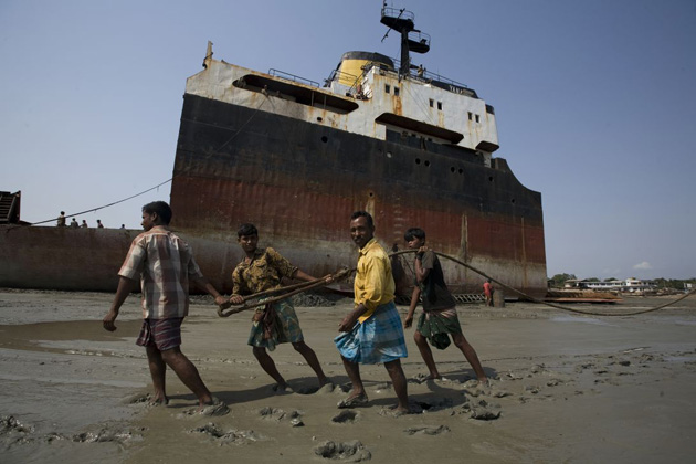 Shipbreakers in Bangladesh