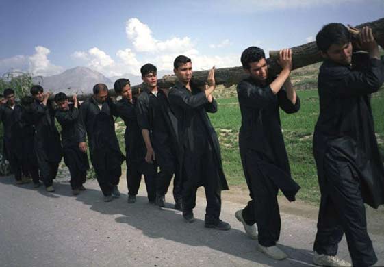 Lida Abdul, Tree, 2005 16mm film transfer