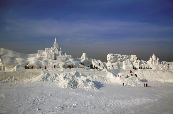 snow sculpture