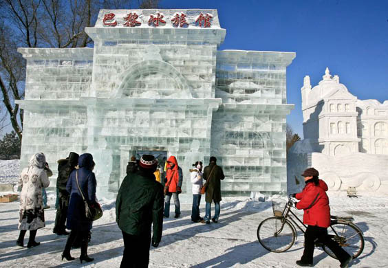 snow sculpture