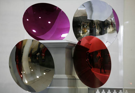 Sky Plinth by Anish Kapoor