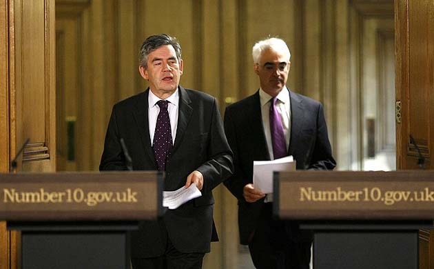 Gordon Brown and Alaistair Darling arrive at press conference