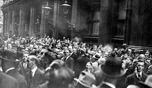 New York Stock Exchange crowds