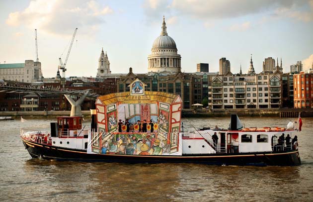 Globe Theatre on the Thames