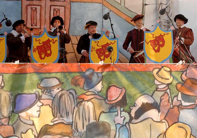 Globe Theatre on the Thames