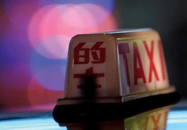 Neon taxi, Shanghai