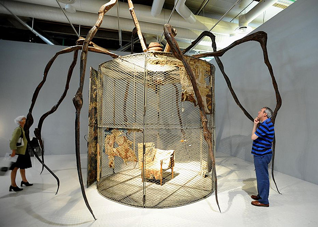 Steve Bierley at a Bourgeois exhibition