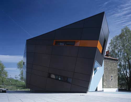 Queen Mary: Lock-keeper's Cottage