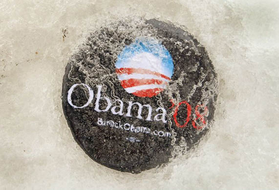 Snowman supports Obama