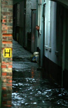 East coast flood alert