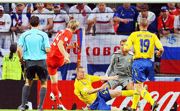 Pavlyuchenko scores the opener