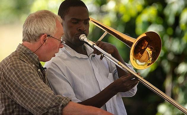 Musicians and rock gongs