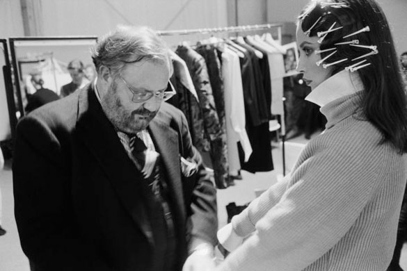 Gianfranco Ferré dresses Christy Turlington