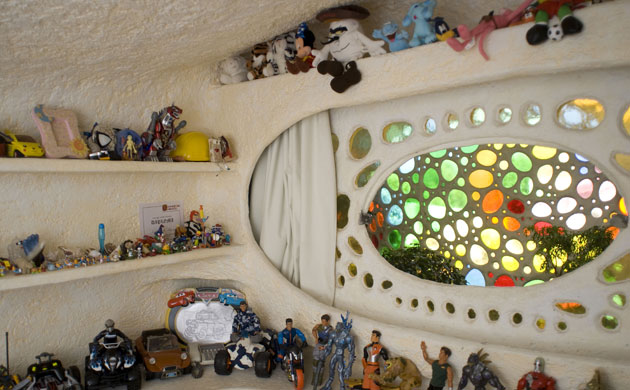 House designed by Mexican architect Javier Senosiain