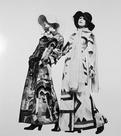 Twiggy and Patti Boyd pose for Italian Vogue