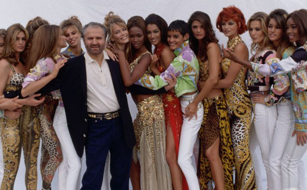 Giannni Versace with supermodels in 1991