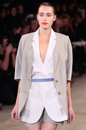 Model at the Veronique Branquinho show