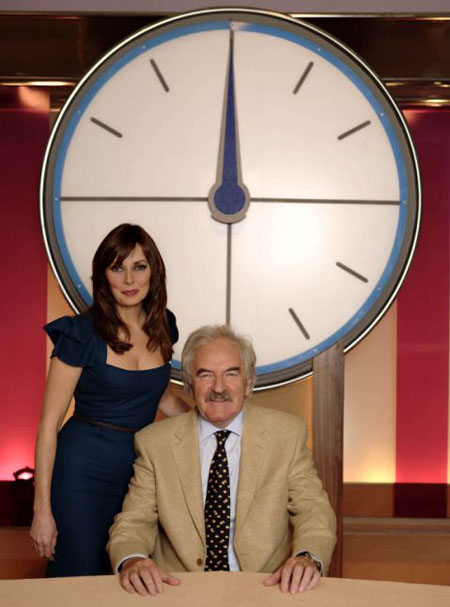 Carol Vorderman and Des Lynham on Countdown 