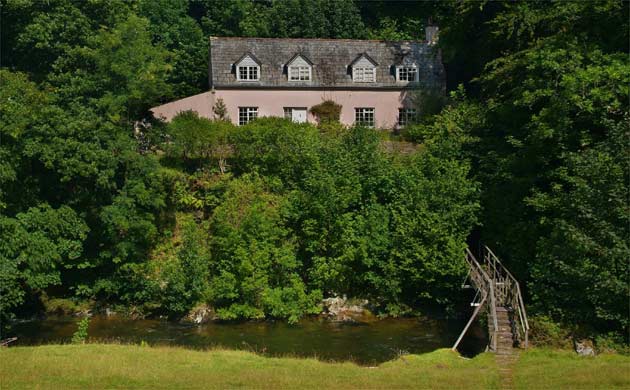 Jackson-Stops & Staff