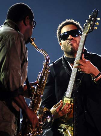 Lenny Kravitz performs