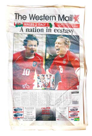 Pieces of me Gruff Rhys