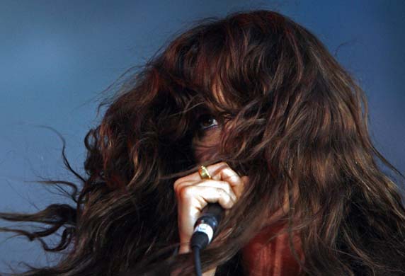 Alanis Morissette performs