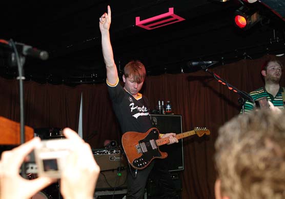 Franz Ferdinand performs live