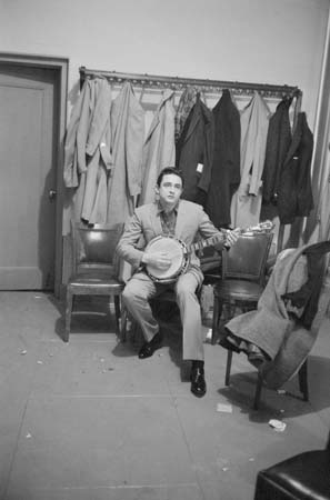 Johnny Cash The Man in Black Proud Gallery