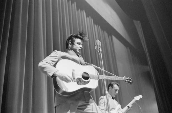 Johnny Cash The Man in Black Proud Gallery