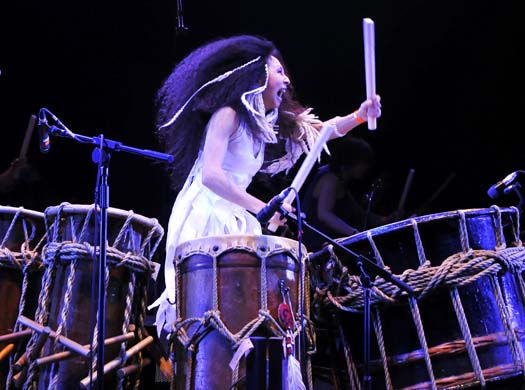 GOCOO + GoRo performing