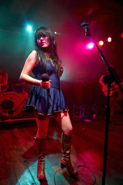 Sons & Daughters perform