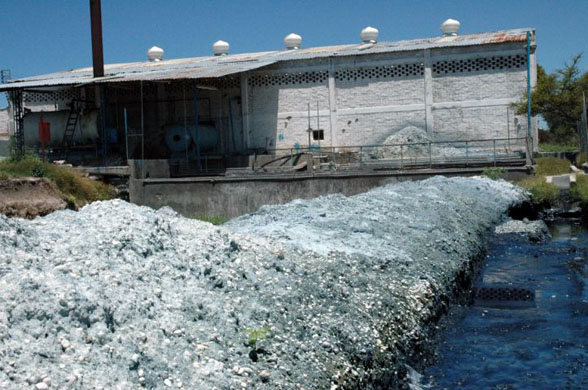 The Lavacolor laundry in Tehuacan