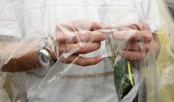 Festivalgoers at the V Festival at Hylands Park