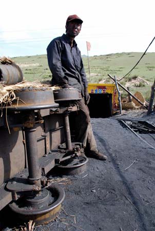 Ma takes a break between loads