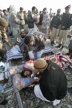 Train derailment near Mehrabpur