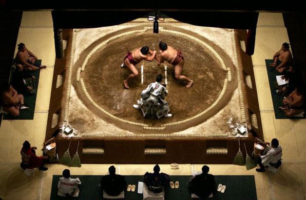 A view of the Rikishi competing