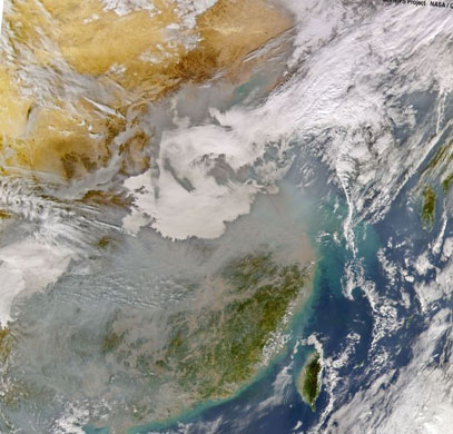 http://static.guim.co.uk/Guardian/news/gallery/2007/jul/18/china.pollution/PD7909947@Natural-Hazards--Dust-6545.jpg