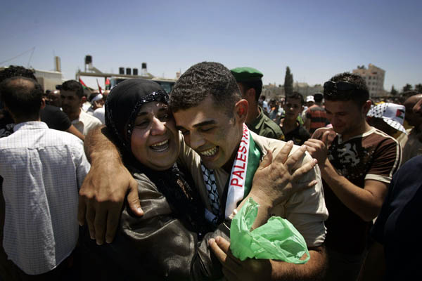 Palestinian prisoners freed
