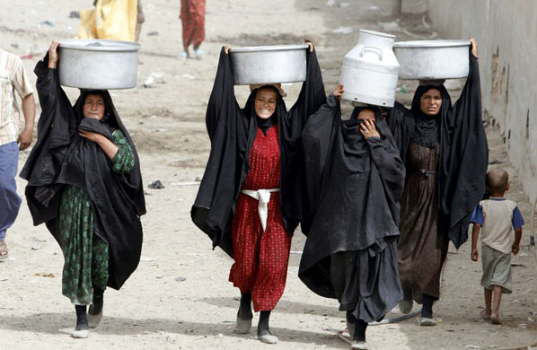 Iraqi displaced women