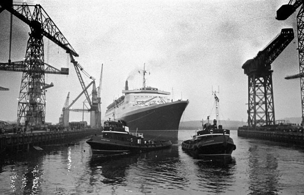 The QE2 at Clydebank