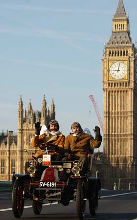 A car crosses Westminster Bridge