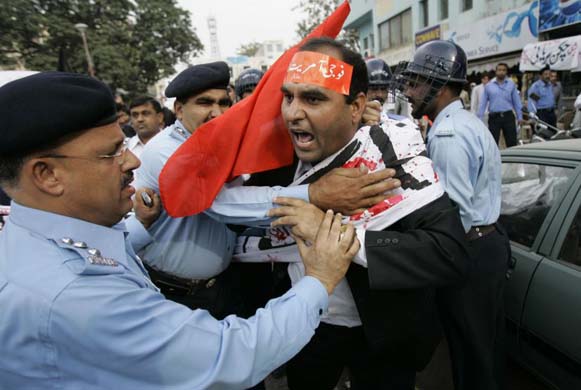 More lawyers protesting