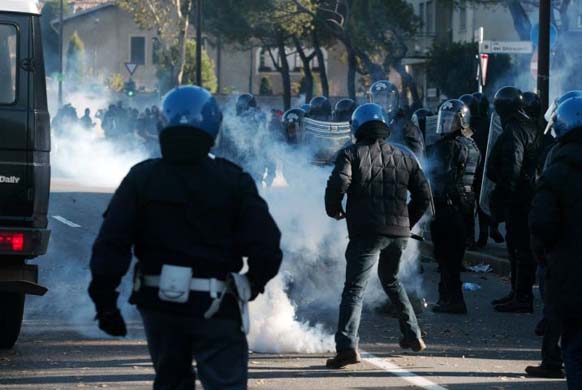 Riots police and fans