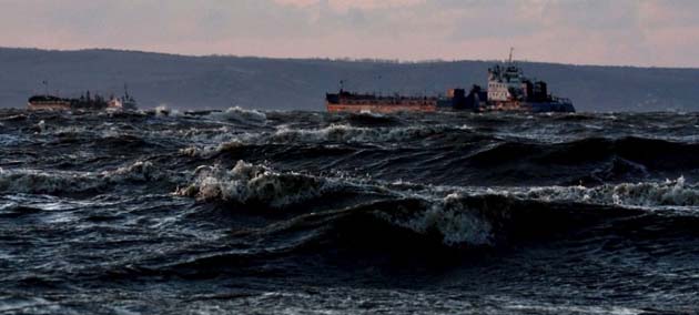 Ships on the horizon