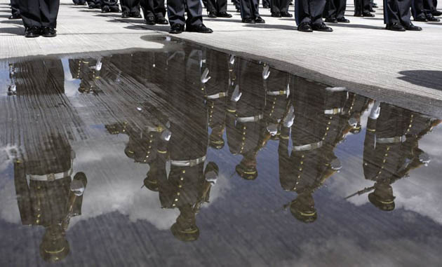 Cadets during the 88th anniversary of Colombia's Air Force
