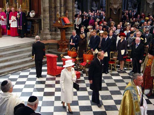 Queen leaves service