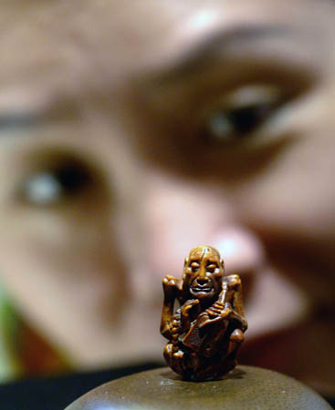 Taipei peach stone exhibtion