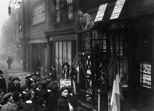Sylvia Pankhurst addresses a crowd in East London